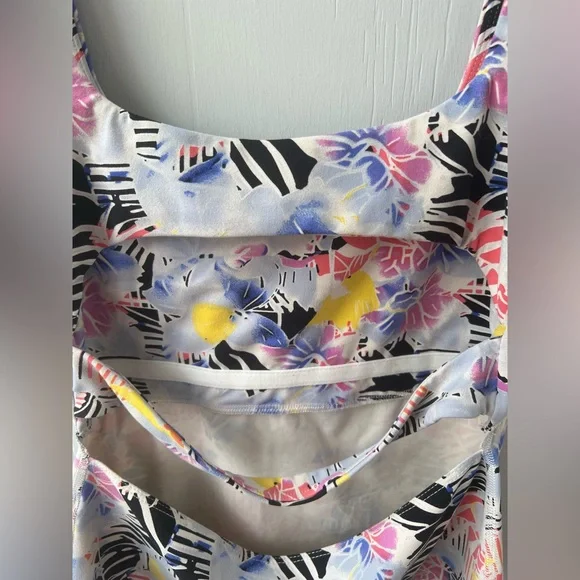 NWOT Free People FP MOVEMENT Never Better Printed Long Tank (size M) - Picture 12 of 16